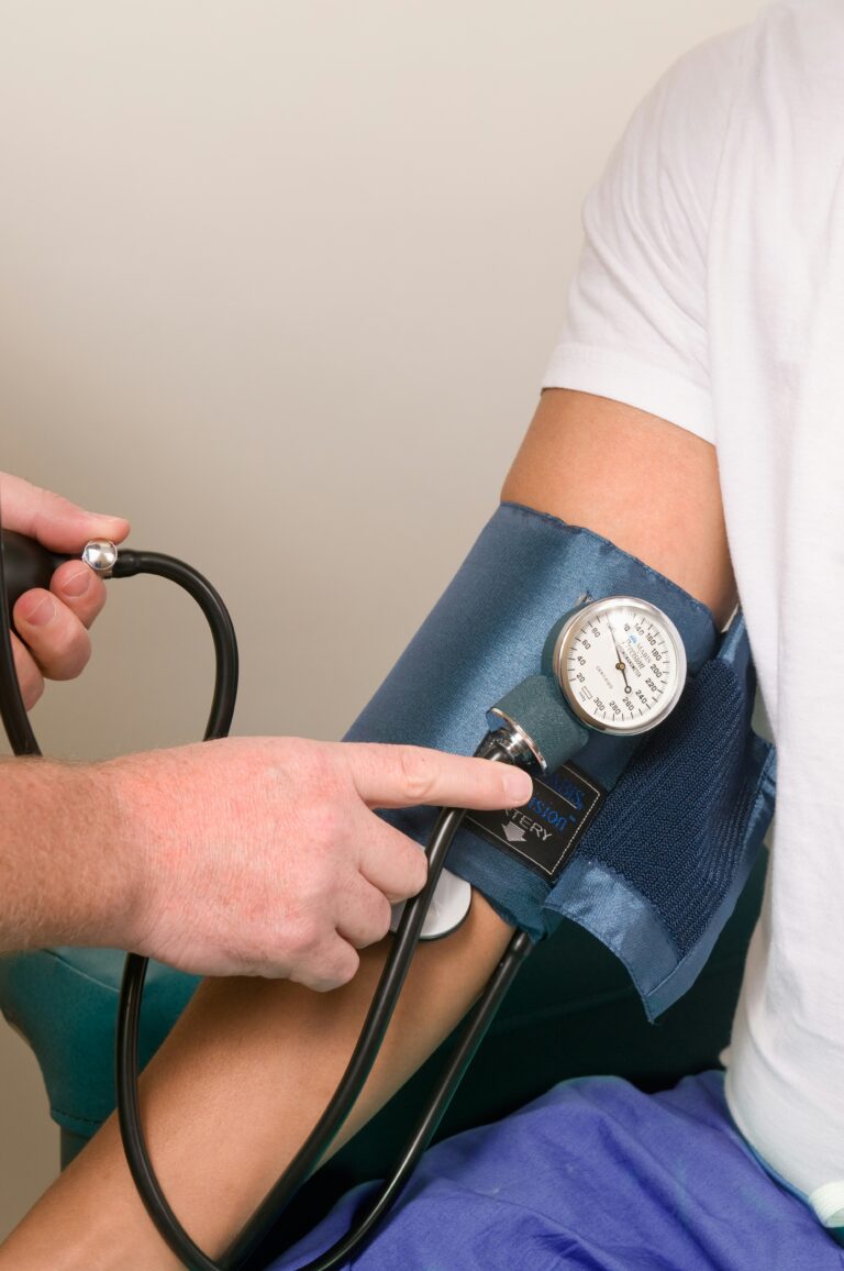 How to Lower Blood Pressure Naturally in 7 Days